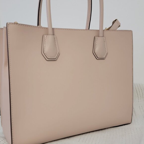 Michael Kors Large Safiano Leather Bag - Picture 2 of 7